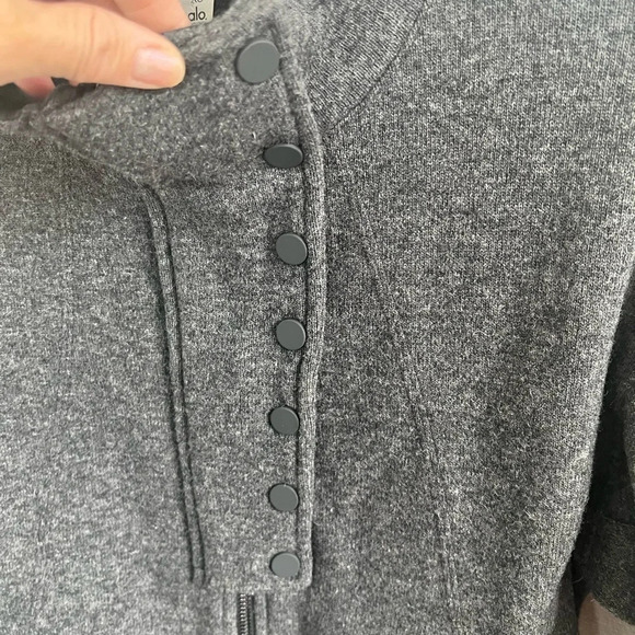 ALO Yoga Anthracite Heather Grey Cropped Strut This Jacket Activewear Women’s XS - Picture 5 of 12